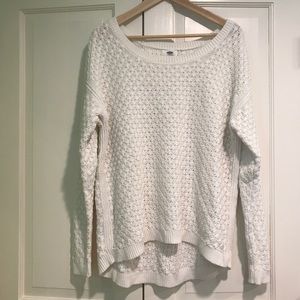 White Old Navy sweater